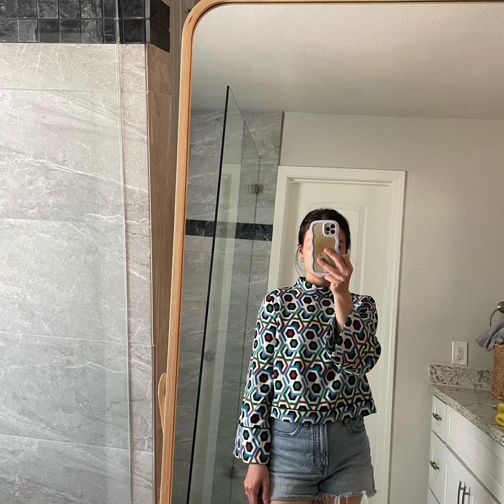 Hexagon patterned long sleeve Zara top